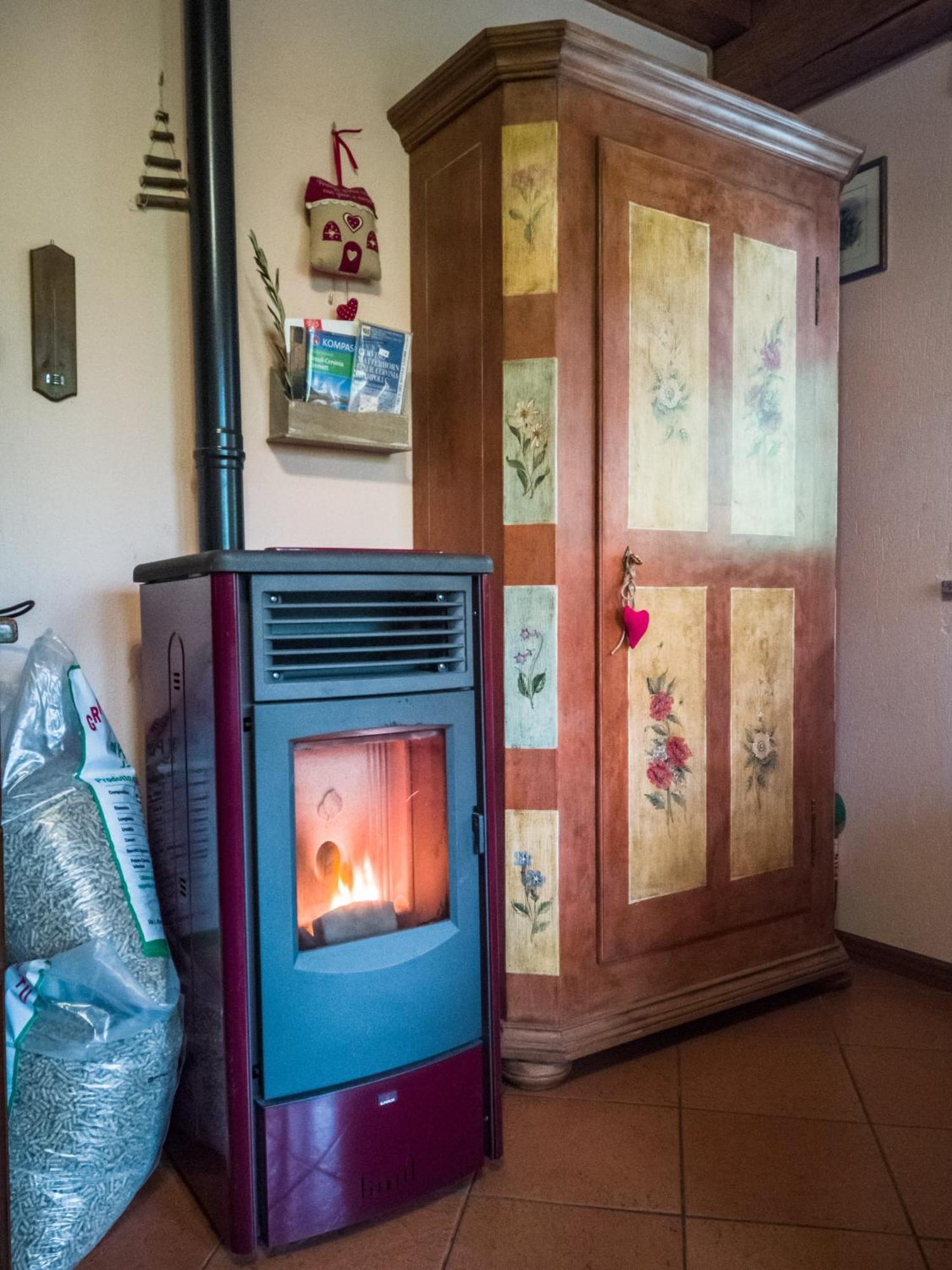 Apartament "Lo Mequio De Emilie" 2 Passi Da Centro E Piste Valtournenche Zewnętrze zdjęcie